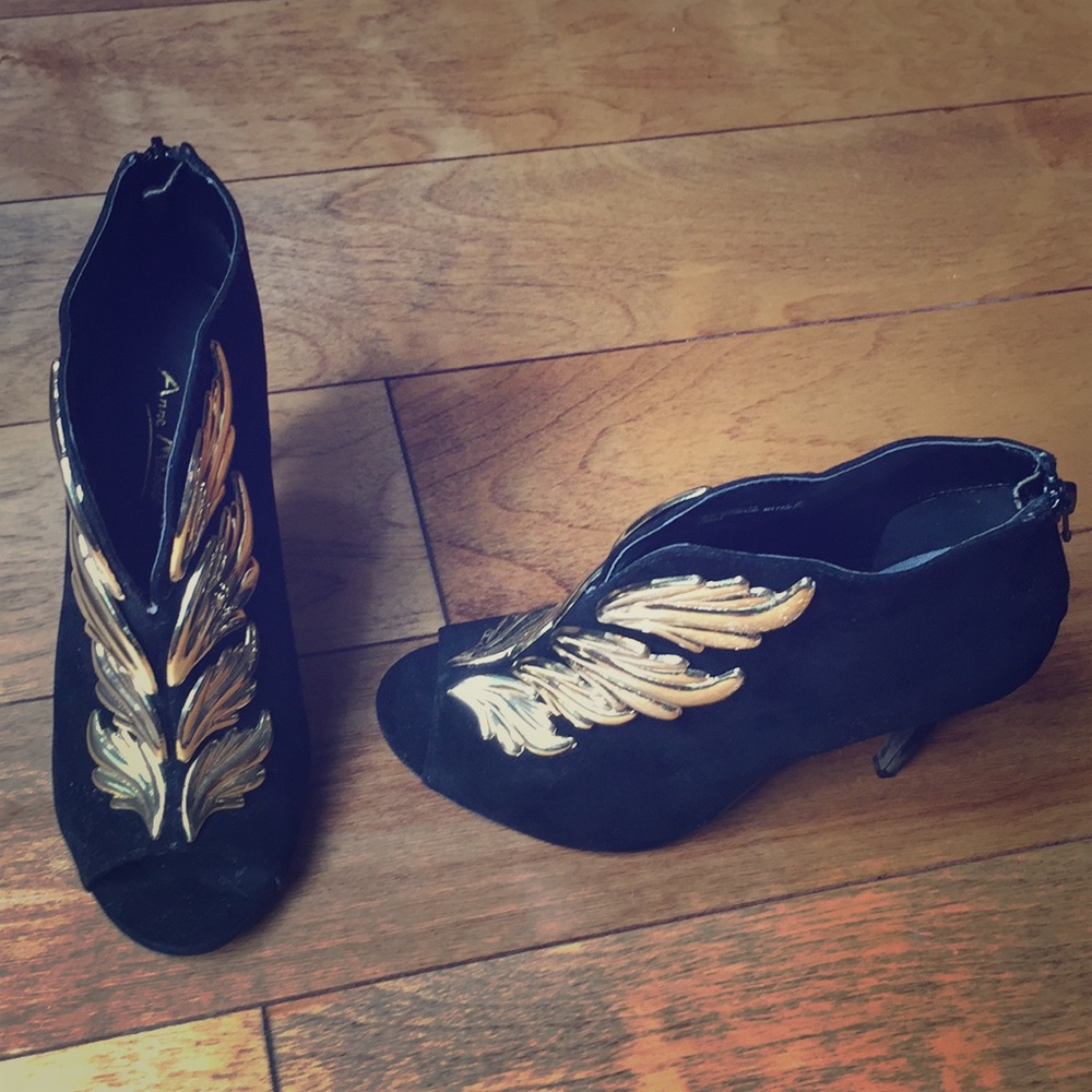 Anne Michelle faux suede peep toe bootie 7.5